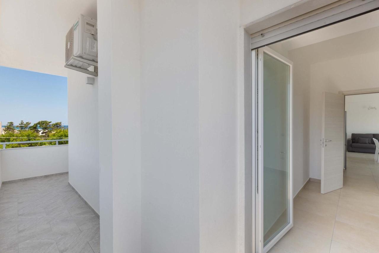 Residence Marelena Casalabate Exterior foto